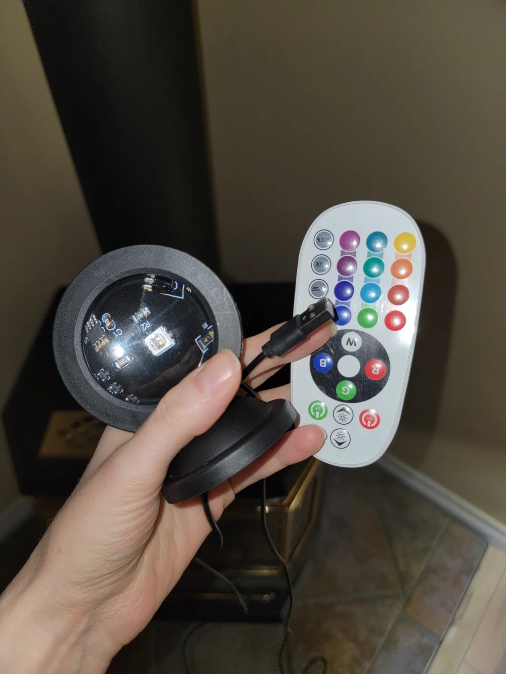 RGB LED Sunset Light with Remote Control - New - Picture 3 of 6